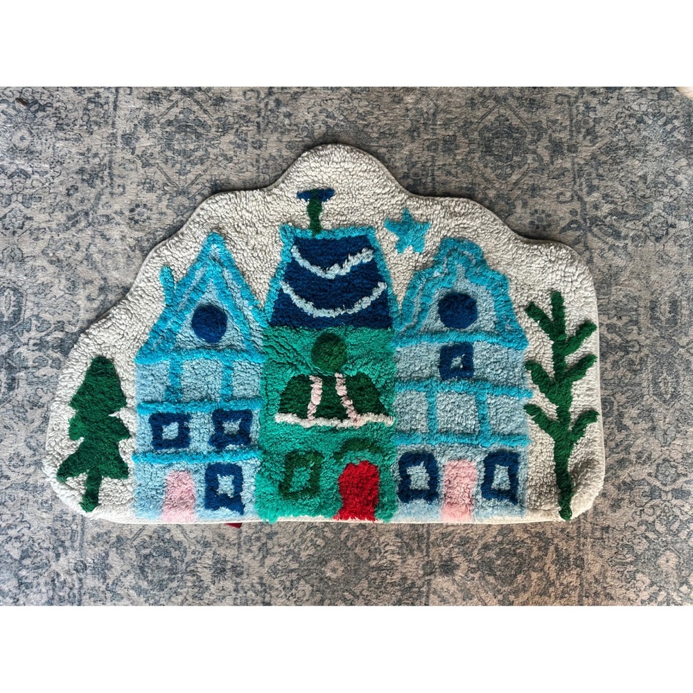 Wondershop Target Winter Village Tufted Cotton Bath Rug Blue Green Houses Star
